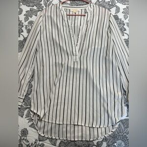 La Vie 89 Women’s Blouse
